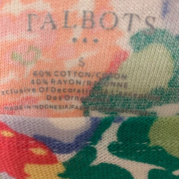 😊 3/$30
Talbots | Light Sweater Blouse Hem Sz Small Floral EUC - Picture 2 of 7